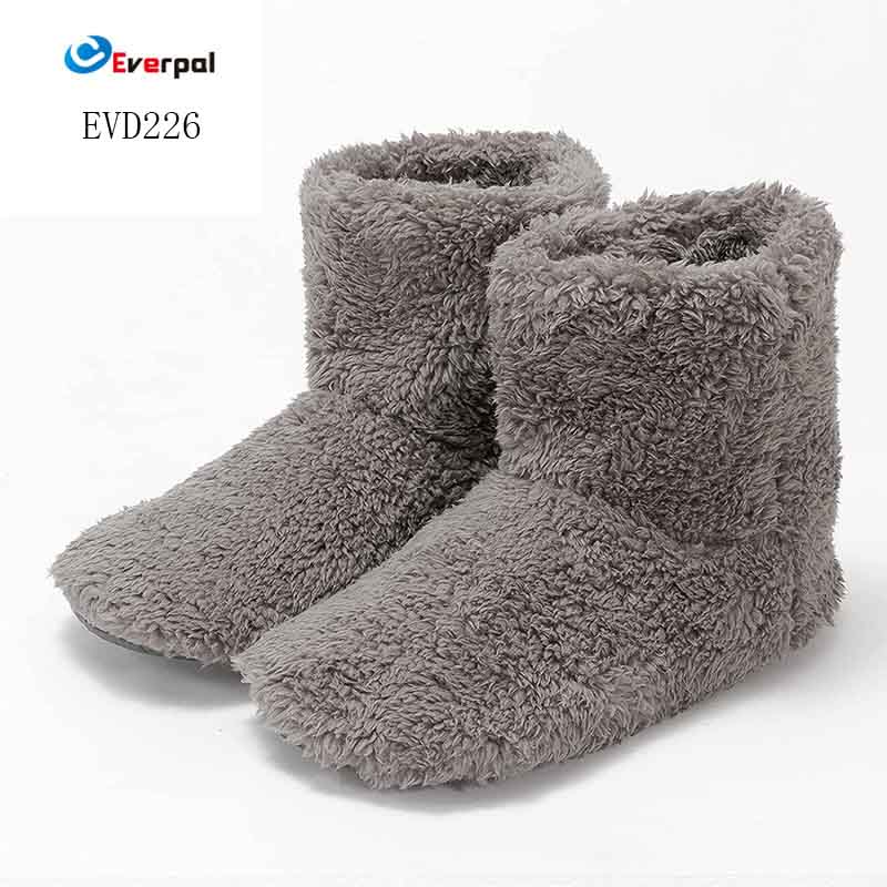 Hvorfor er Bootie Slipper til kvinder indendørs ved at blive et must-have valg for komfort og stil derhjemme